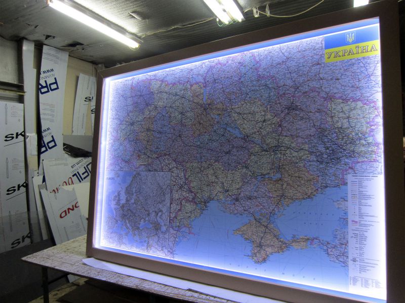 Карта Украины настенная с подсветкой (№262)